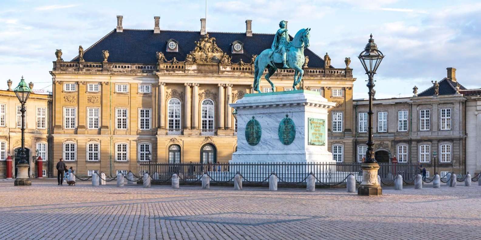 Amalienborg 1.jpg